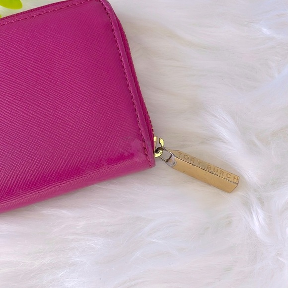 Tory Burch Zip Wallet Keychain - Picture 3 of 12